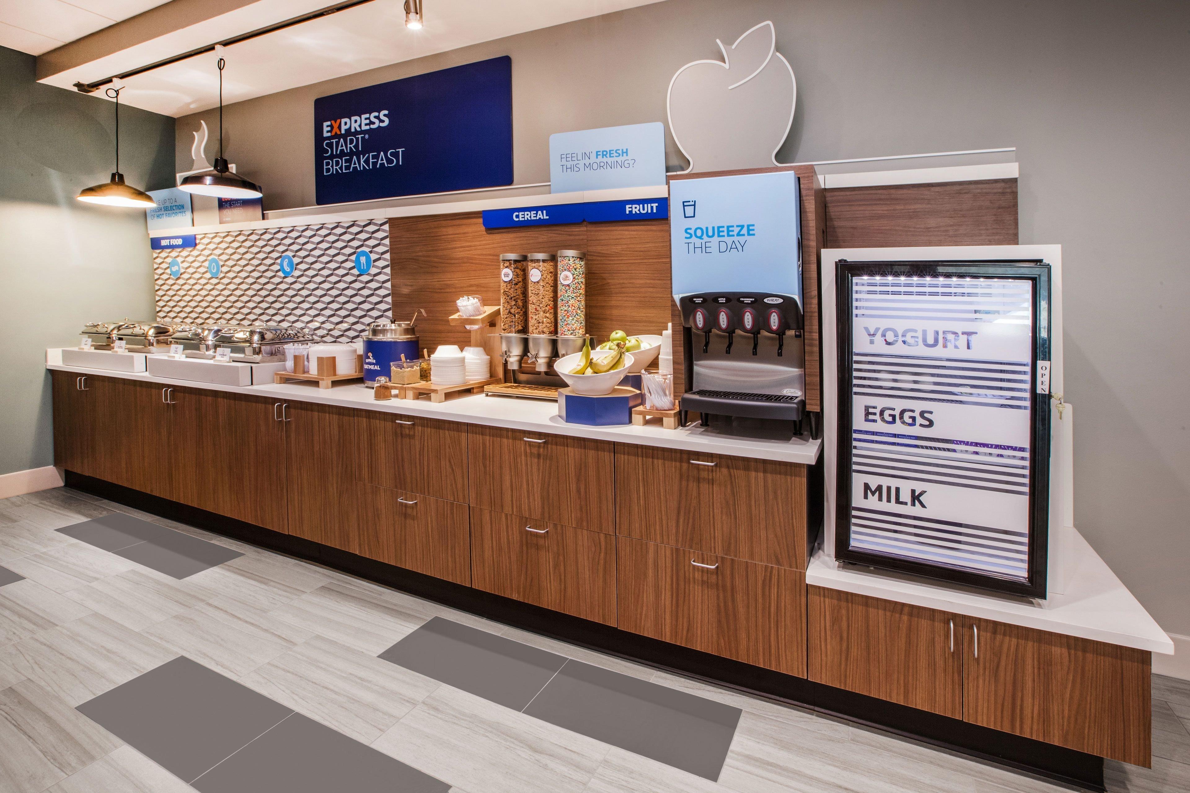 Holiday Inn Express Hotel & Suites Mooresville - Lake Norman By Ihg Exterior foto