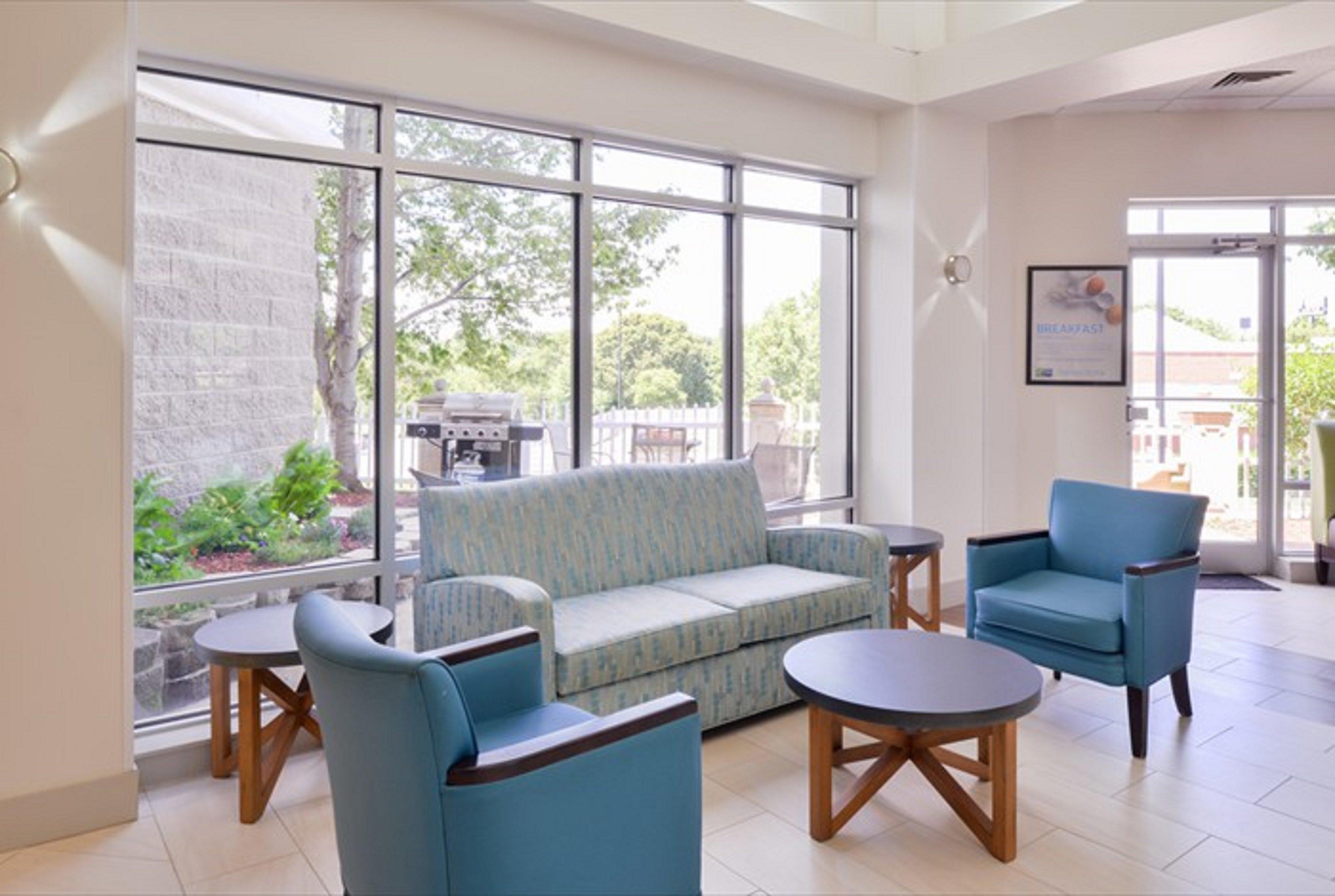 Holiday Inn Express Hotel & Suites Mooresville - Lake Norman By Ihg Exterior foto