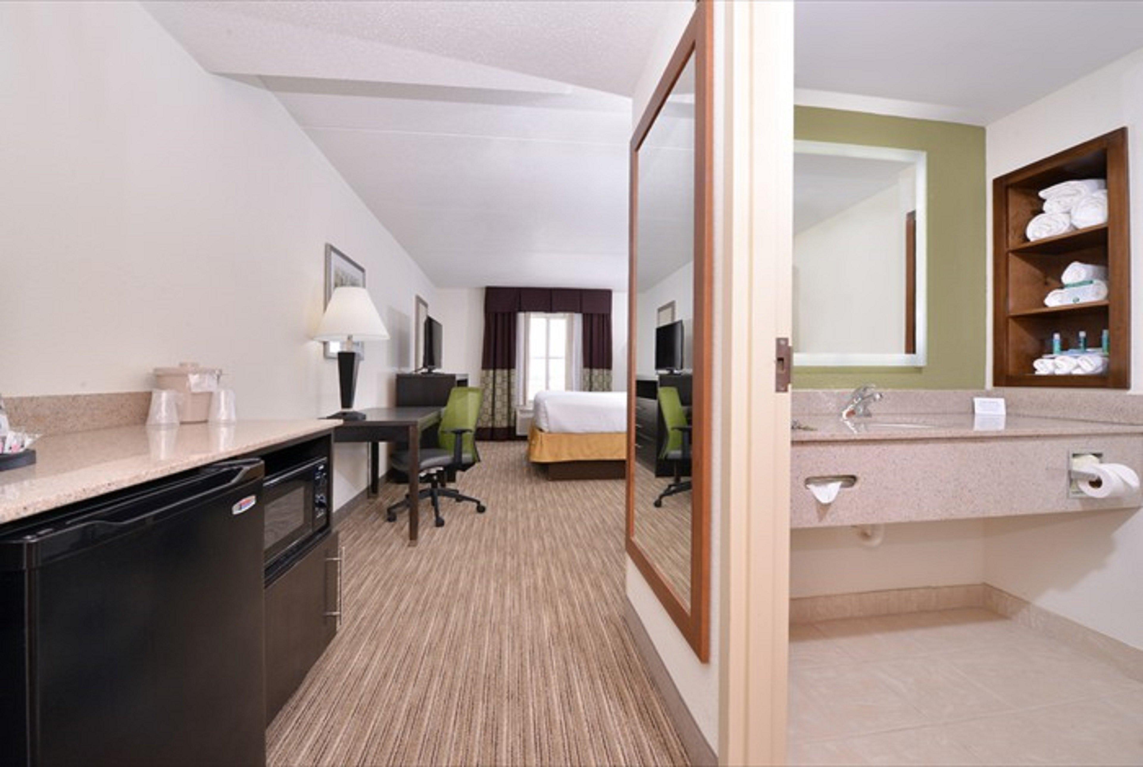 Holiday Inn Express Hotel & Suites Mooresville - Lake Norman By Ihg Exterior foto