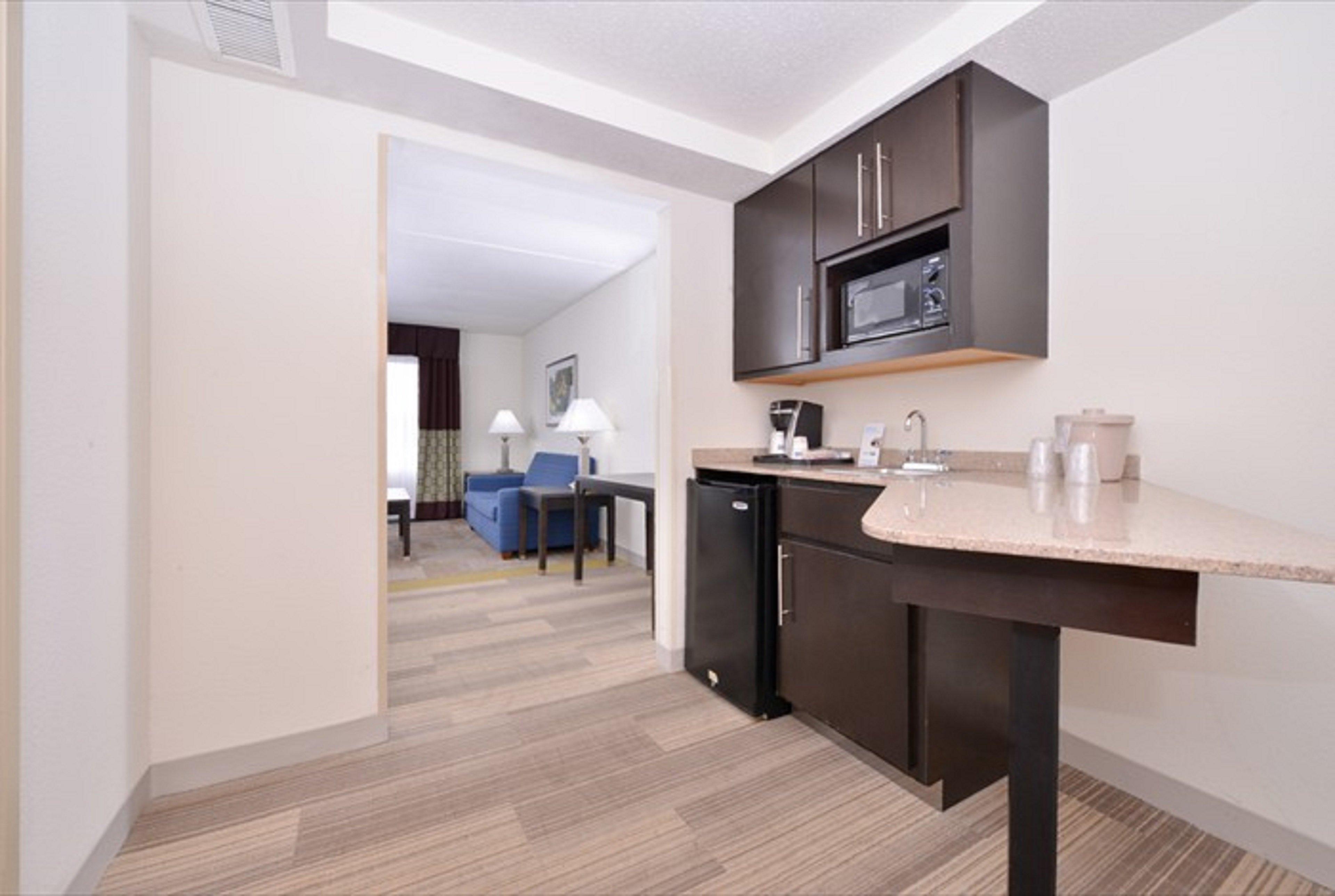 Holiday Inn Express Hotel & Suites Mooresville - Lake Norman By Ihg Exterior foto