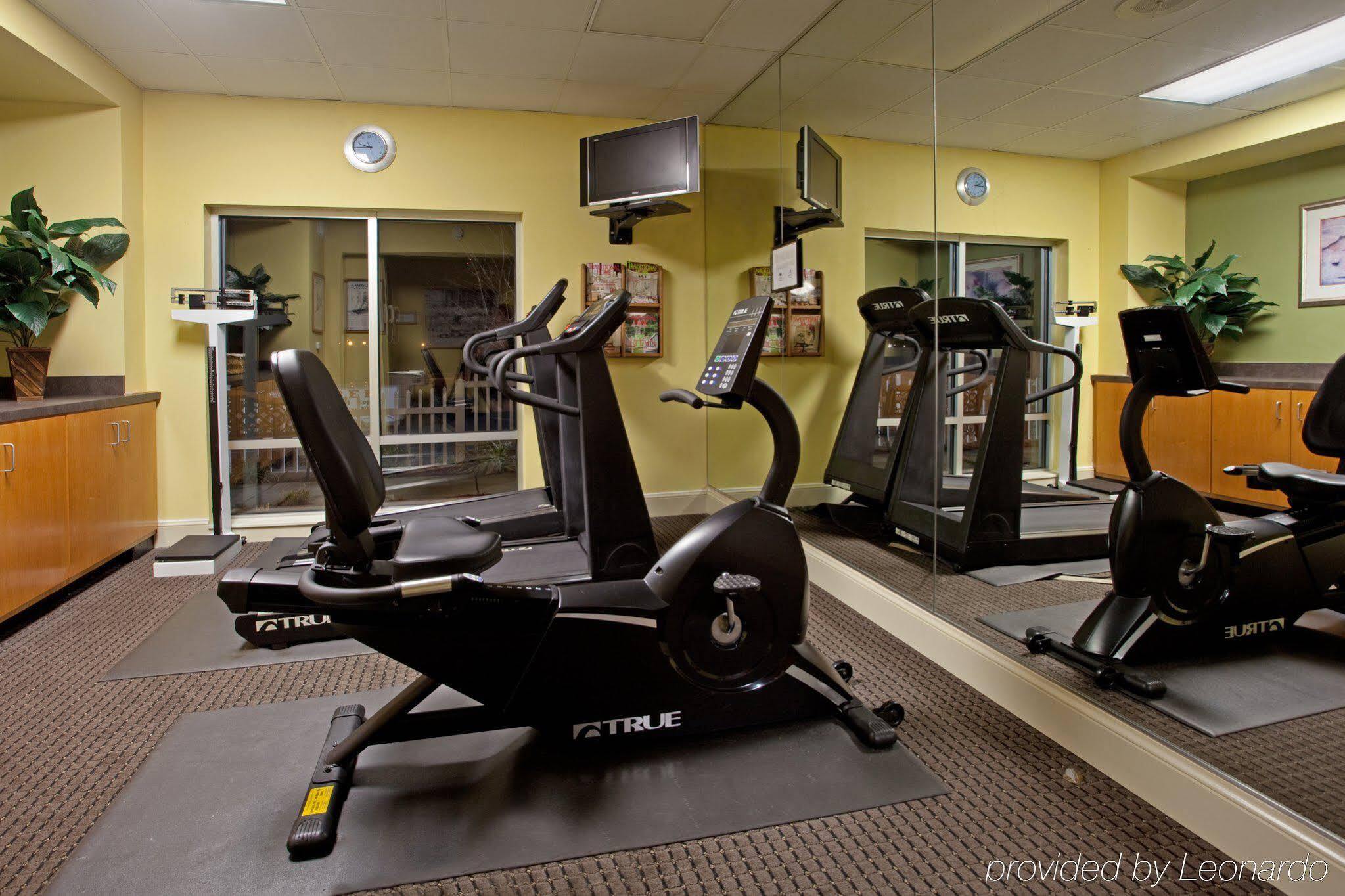 Holiday Inn Express Hotel & Suites Mooresville - Lake Norman By Ihg Exterior foto